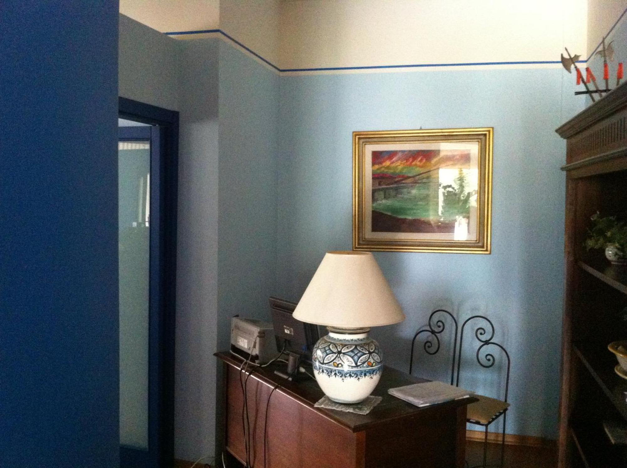 Hotel La Vela ปัสซีญาโน ซุล ตราซีเมโน ภายนอก รูปภาพ